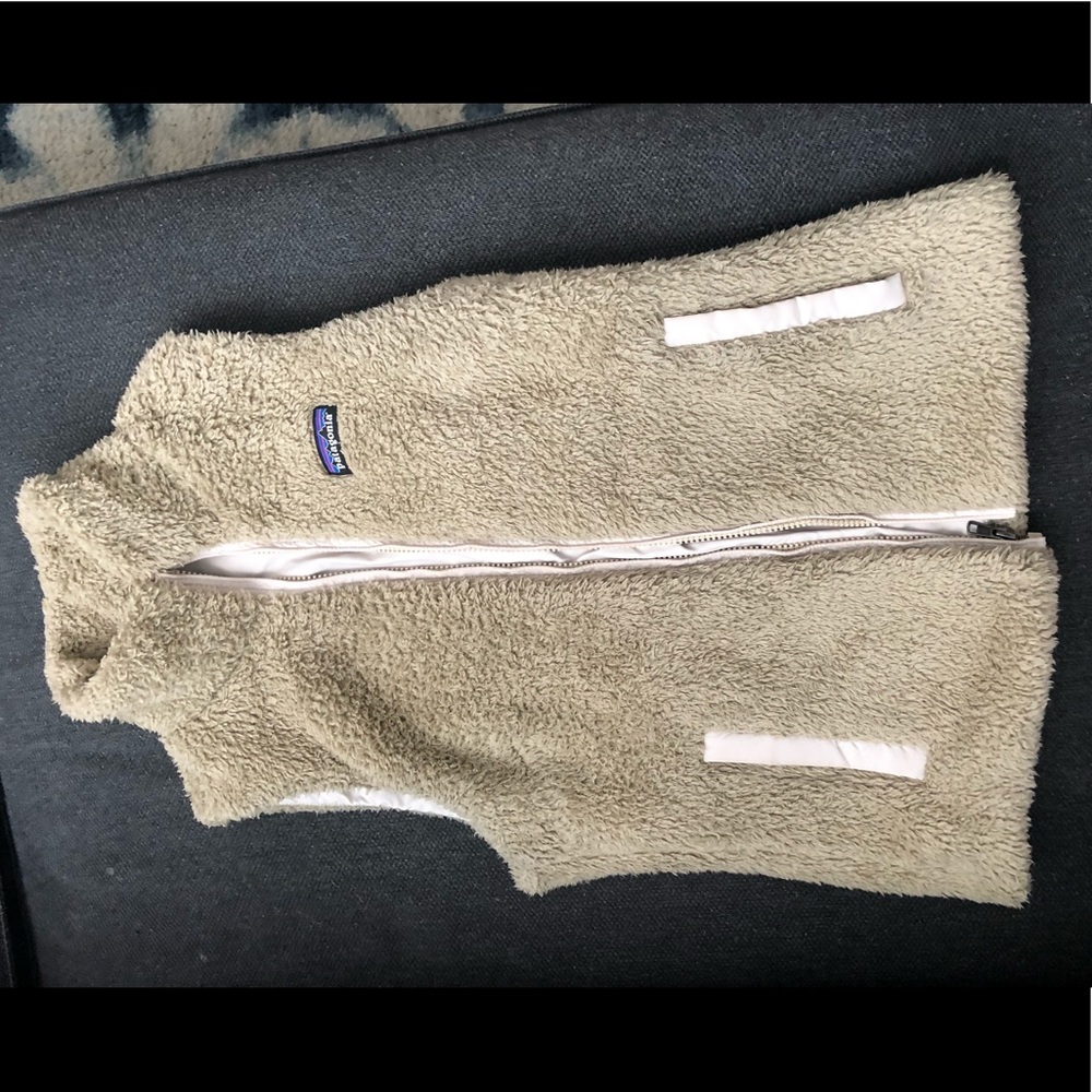 EUC Patagonia Sherpa Vest Tan Small